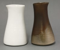 Lot 576 - Two porcelain jugs