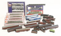 Lot 105 - Five Lima '00' Gauge locos