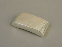 Lot 205 - A George III silver snuff box