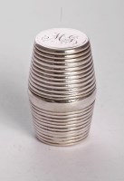 Lot 255 - A George IV silver nutmeg grater