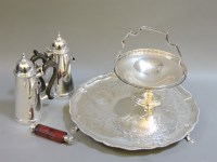 Lot 298 - A silver circular cake basket