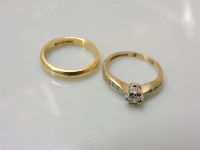 Lot 48 - A 9ct gold single stone diamond ring