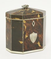 Lot 52 - A George III tortoiseshell single compartment tea caddy