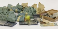 Lot 128 - A quantity of Victorian and later pennies and half pennies