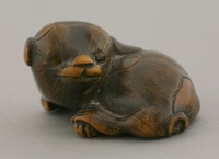 Lot 529 - A boxwood netsuke