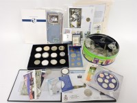 Lot 1124 - A quantity of mixed commemorative coins