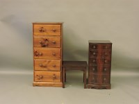 Lot 1556 - A pine five drawer chest of drawers