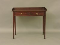 Lot 1591 - A Georgian gallery back side table