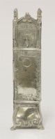 Lot 222 - A novelty silver box