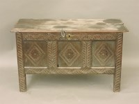 Lot 690 - A 17th century oak coffer