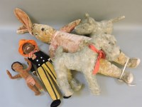 Lot 532 - Soft toys