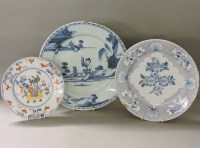 Lot 259 - A Delft polychrome dish