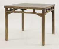 Lot 322 - An hardwood square Table