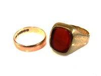 Lot 12 - A 9ct gold Cornelian signet ring