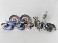 Lot 356 - A quantity of decorative ceramics