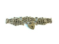 Lot 3 - A 9ct gold five bar fan gate link bracelet