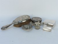 Lot 140 - A silver Art Nouveau clothes brush