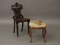 Lot 732 - A Victorian mahogany shield back hall chair