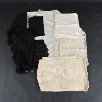 Lot 1228 - A quantity of lace flounces