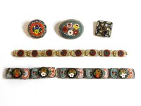 Lot 90 - A collection of costume jewellery