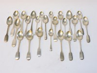 Lot 94 - A quantity of various silver teaspoons