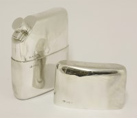 Lot 31 - A George V silver spirit flask
