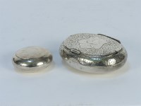 Lot 1279A - An Edwardian snuff box