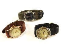 Lot 1189 - A gentleman's gold Smiths Deluxe mechanical strapwatch