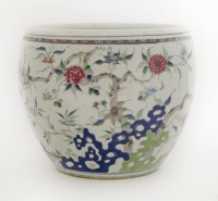 Lot 50 - A famille rose cachepot