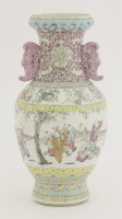 Lot 85 - A famille rose vase