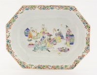 Lot 56 - A Chinese famille rose plate