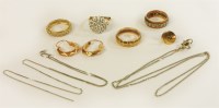 Lot 69A - A collection of jewellery to include a 9ct gold diamond simulated cluster ring
