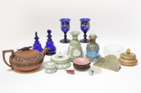 Lot 76 - A possibly Wedgwood redware Egyptian Nile teapot