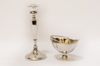 Lot 117 - A silver swing handled sugar basket