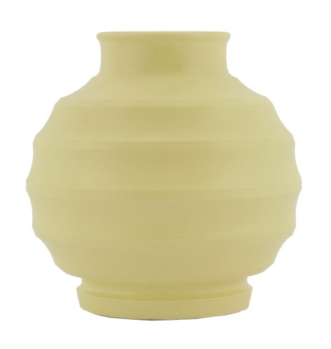 Lot 187 - A Wedgwood globular vase