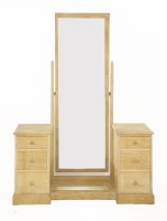 Lot 290 - An Heal's oak dressing table
