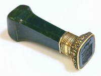 Lot 270 - A gold mounted desk seal