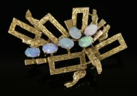 Lot 26 - A Continental gold opal brooch
