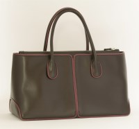 Lot 1078 - A Tod's original classic 'D' Diana medium tote bag
