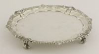 Lot 527 - A George V silver salver