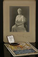 Lot 172 - Of royal interest: a cased gold and enamel brooch