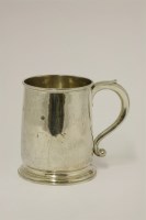 Lot 474 - A Britannia standard George II silver tankard