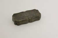 Lot 564 - A Victorian silver snuff box