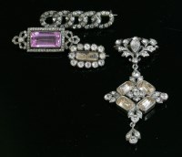 Lot 22 - A silver paste pendant