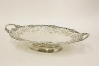 Lot 437 - A George IV silver tazza
