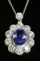 Lot 374 - A white gold
