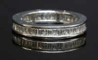 Lot 370 - A white gold
