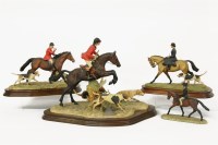 Lot 290 - Border fine art models of huntsmen and hounds