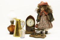 Lot 300 - A mantel clock