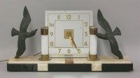 Lot 532 - An Art Deco marble clock